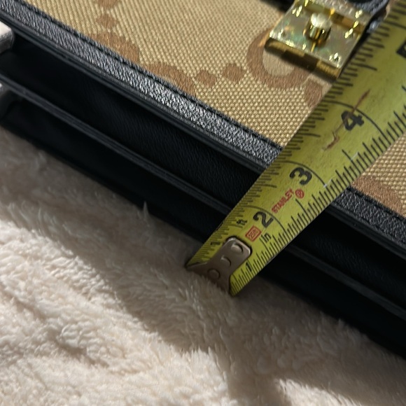 Top handle bag with cross body strap! New! - Picture 8 of 9